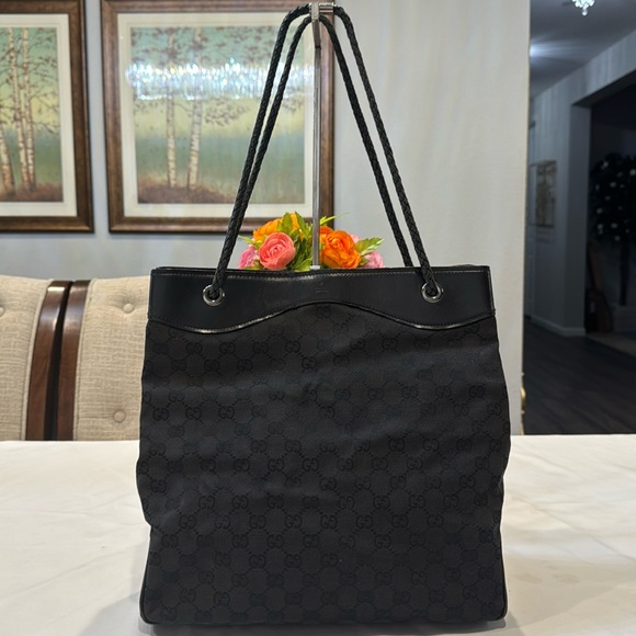 Authentic Gucci shoulder bag - Picture 1 of 13